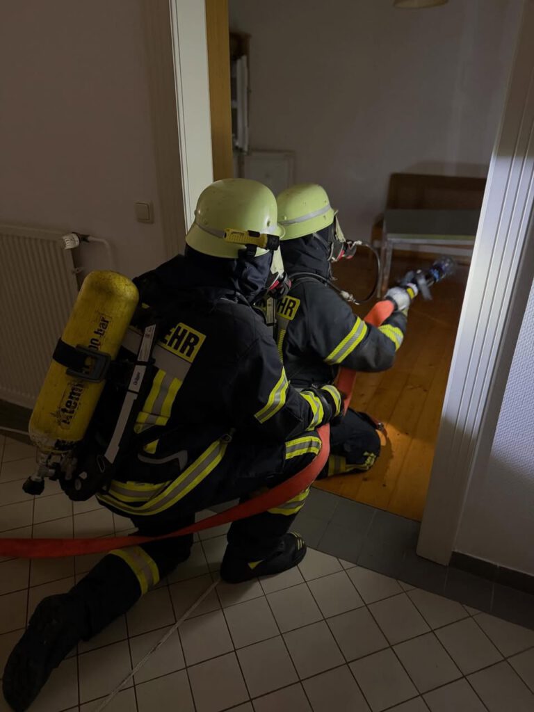 Ausbildungsdienst Atemschutz und Brandbek&auml;mpfung