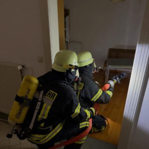 Mehr über den Artikel erfahren Ausbildungsdienst Atemschutz und Brandbekämpfung